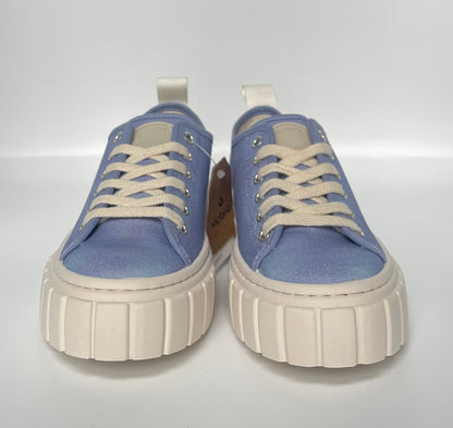 Victoria Lila Canvas Trainers