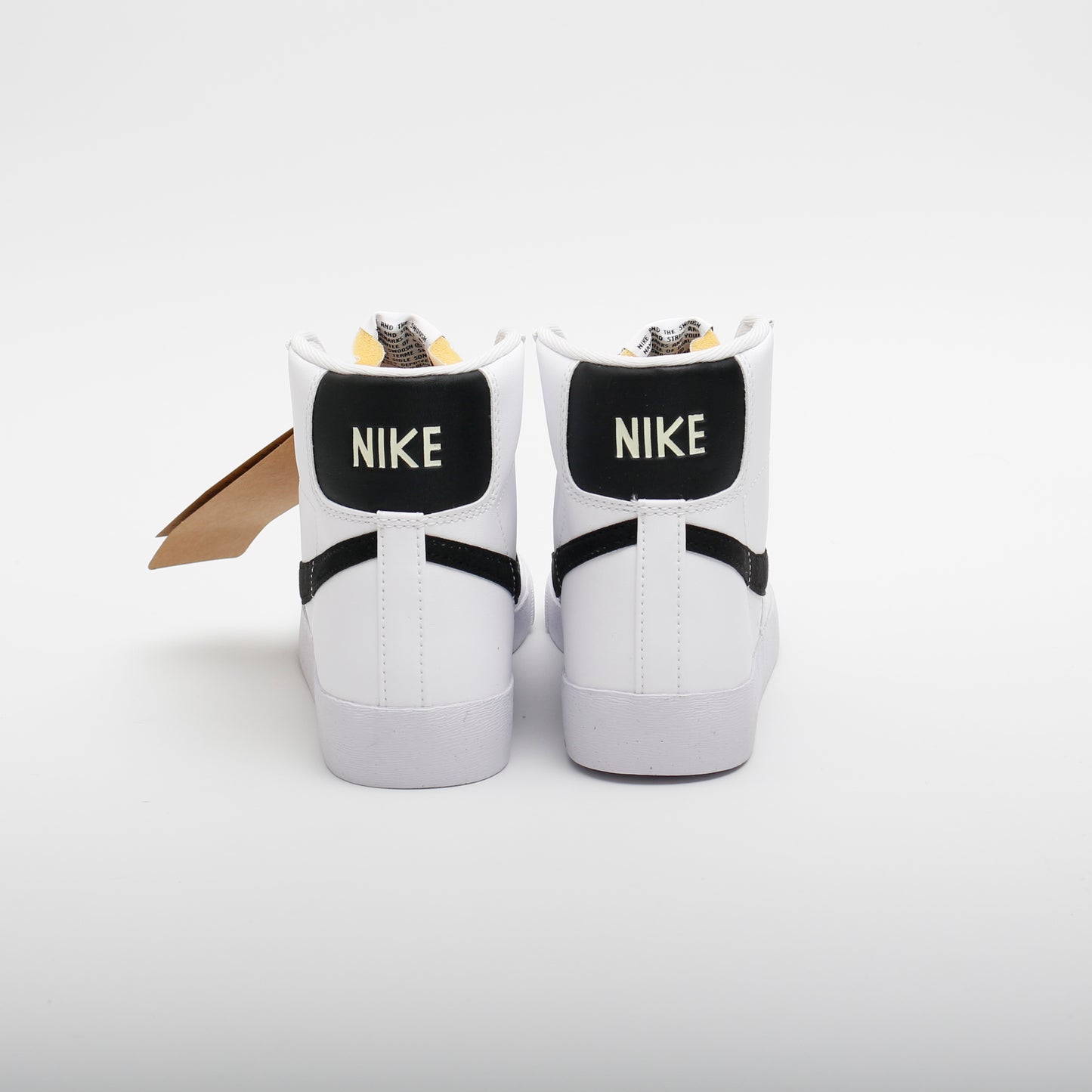 Nike W Blazer Mid '77 Next Nature, White and Black