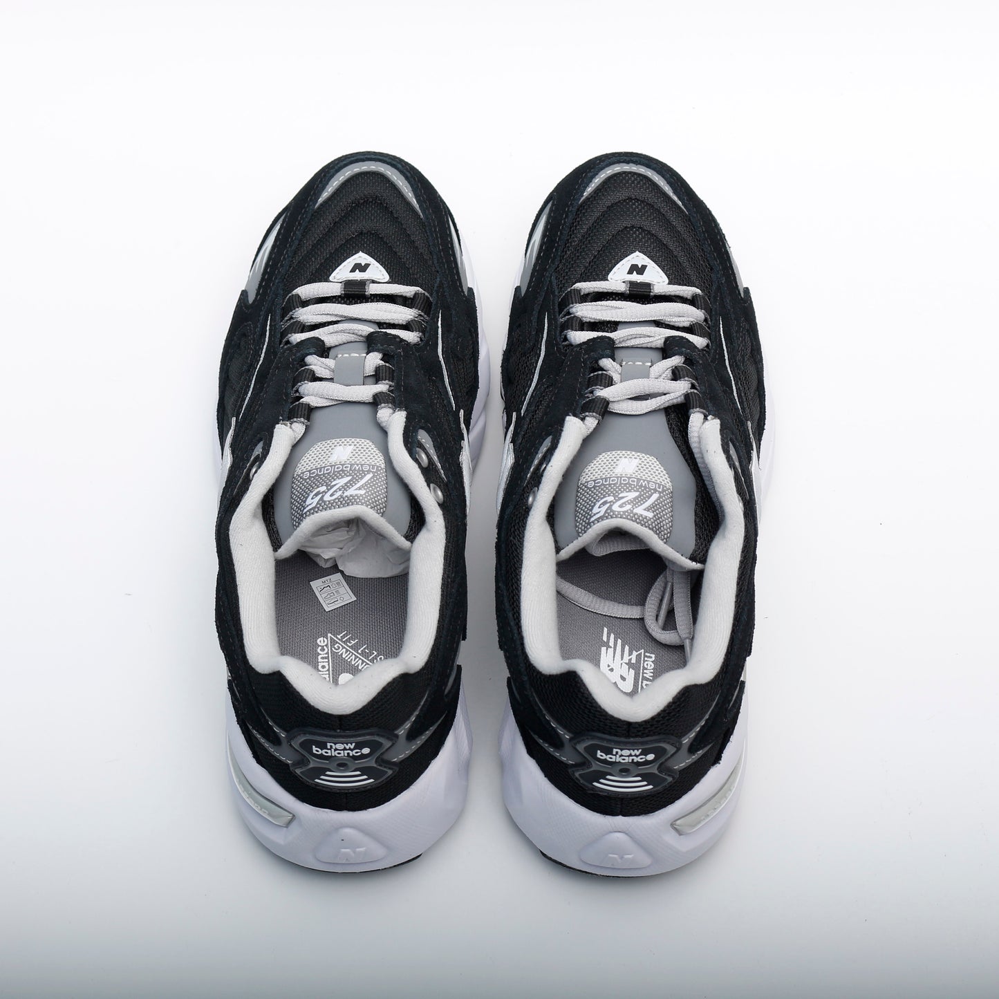 New Balance 725, Black Grey and White