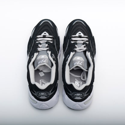 New Balance 725, Black Grey and White
