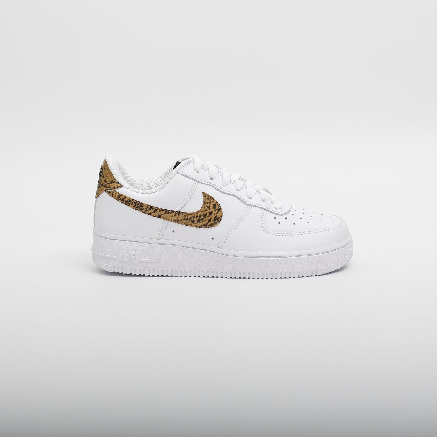 Nike Air Force 1 Low Retro Premium, White Element Gold