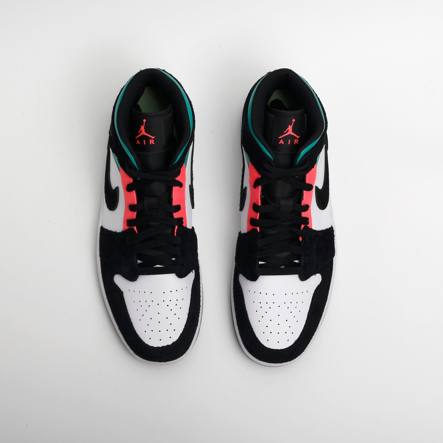 Jordan 1 Mid SE 'South Beach'